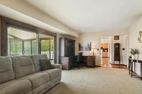 580 Sycamore Lane Wheeling IL 60090