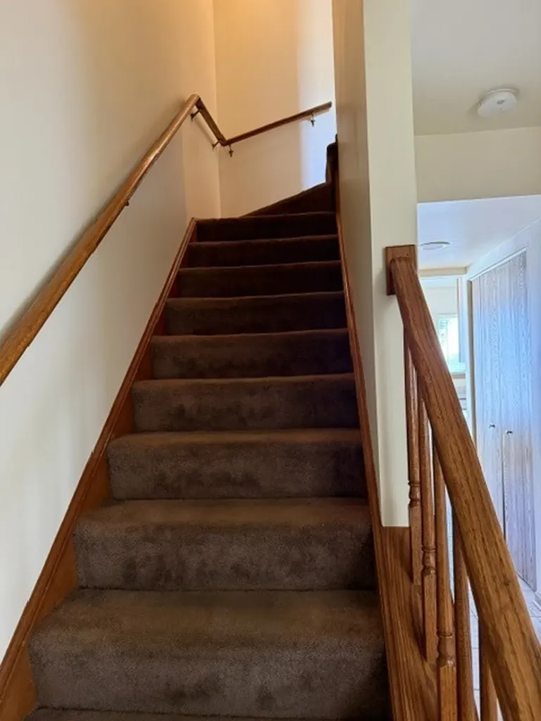 1260 Trinity Drive Carol Stream IL 60188