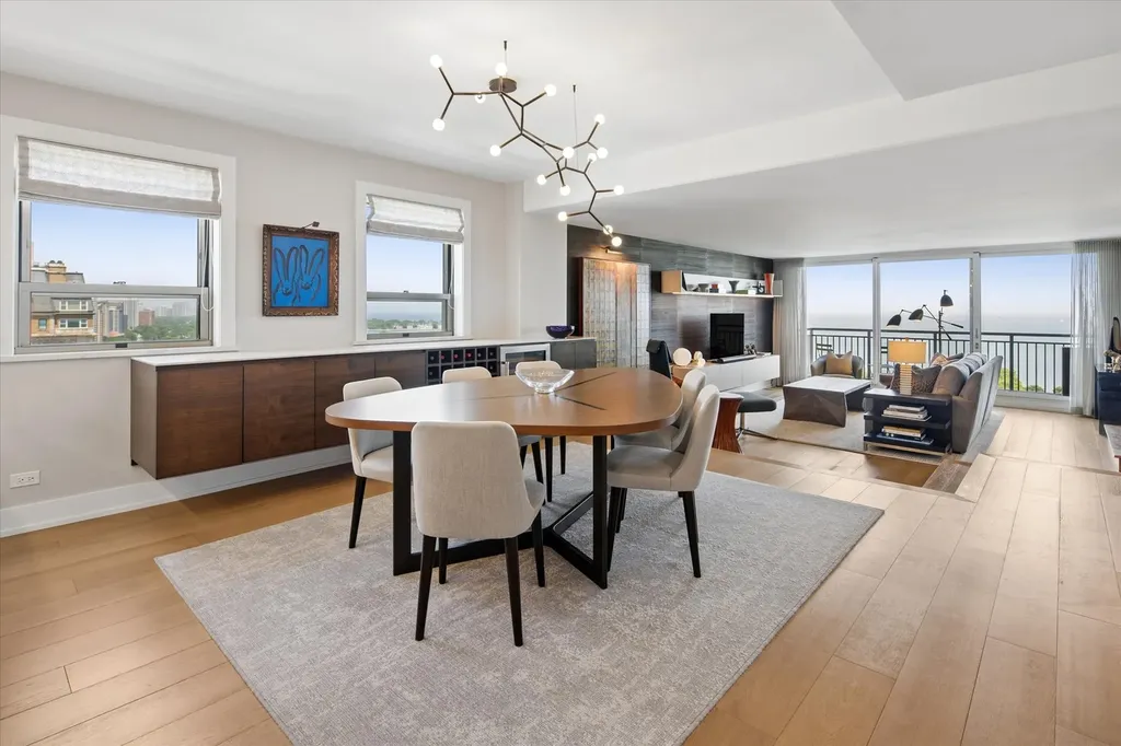 3470 North Lake Shore Drive Chicago IL 60657