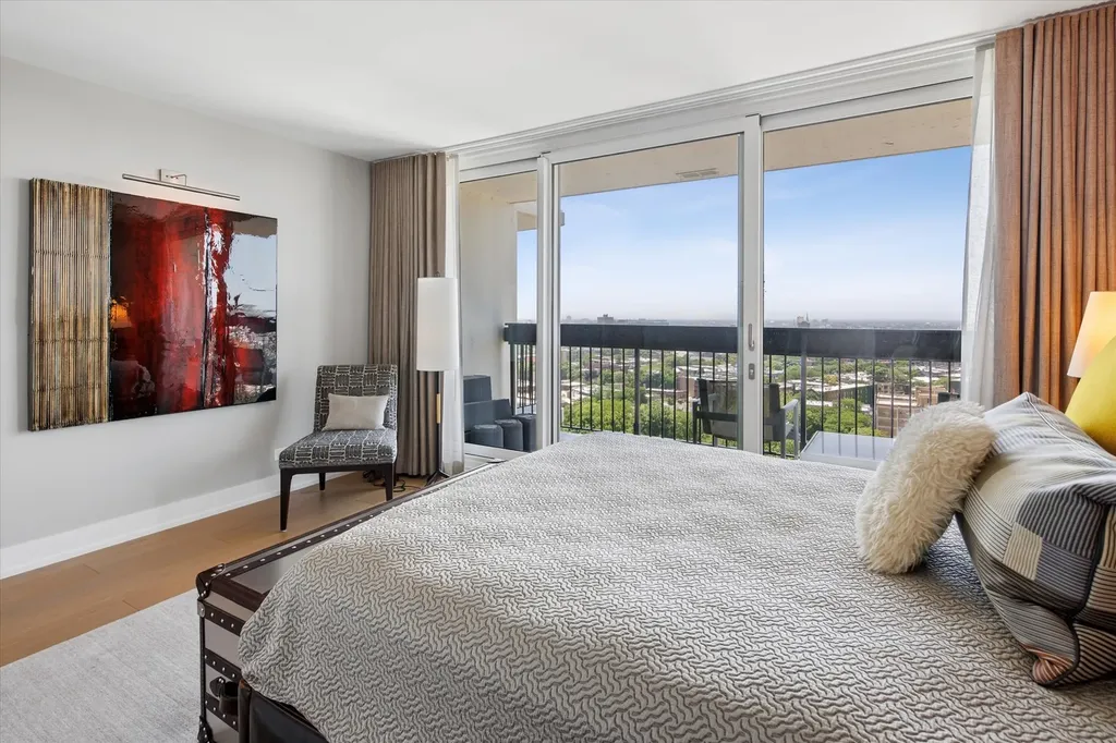 3470 North Lake Shore Drive Chicago IL 60657