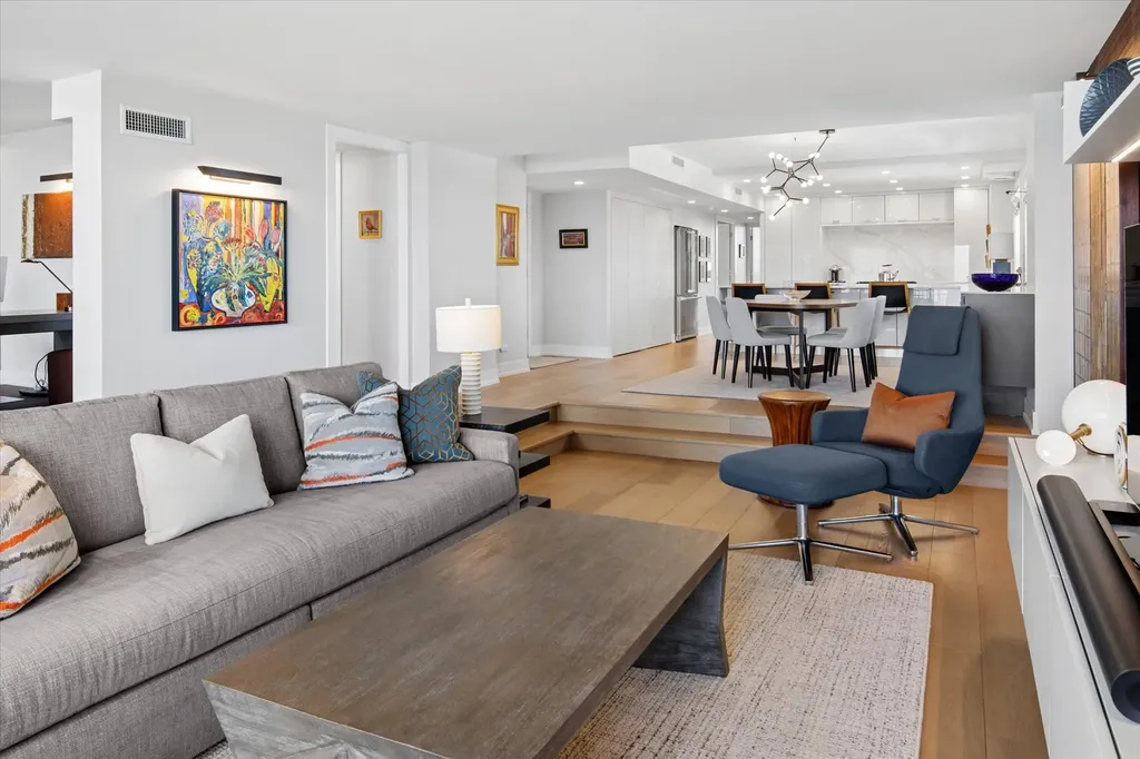 3470 North Lake Shore Drive Chicago IL 60657