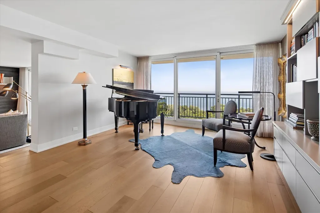 3470 North Lake Shore Drive Chicago IL 60657