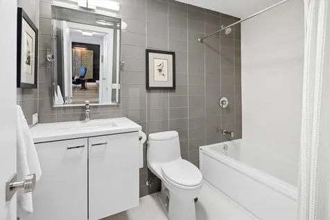 3470 North Lake Shore Drive Chicago IL 60657