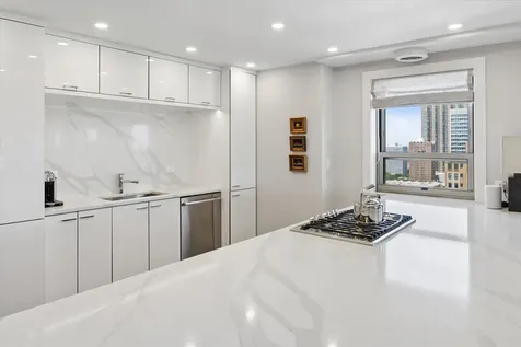3470 North Lake Shore Drive Chicago IL 60657
