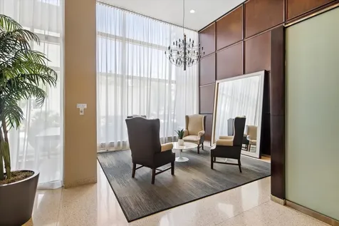 3470 North Lake Shore Drive Chicago IL 60657