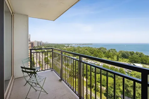 3470 North Lake Shore Drive Chicago IL 60657