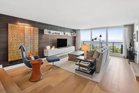 3470 North Lake Shore Drive Chicago IL 60657
