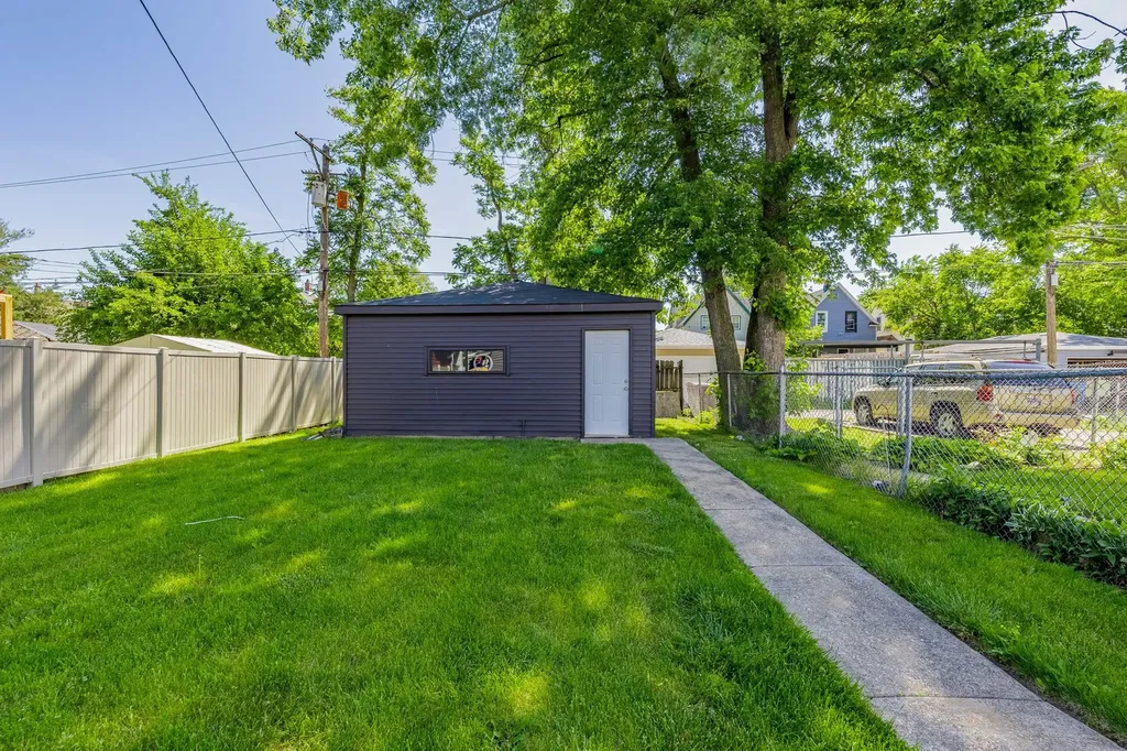 921 North Lorel Avenue Chicago IL 60651