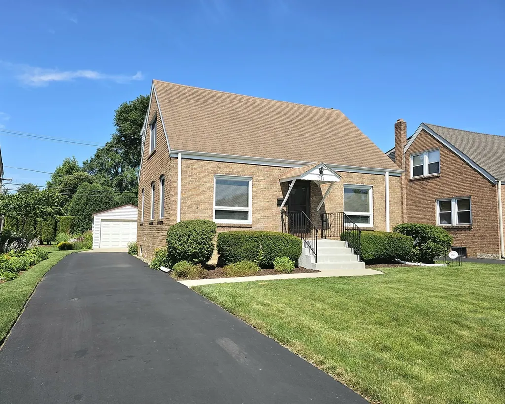 1014 South Summit Avenue Villa Park IL 60181