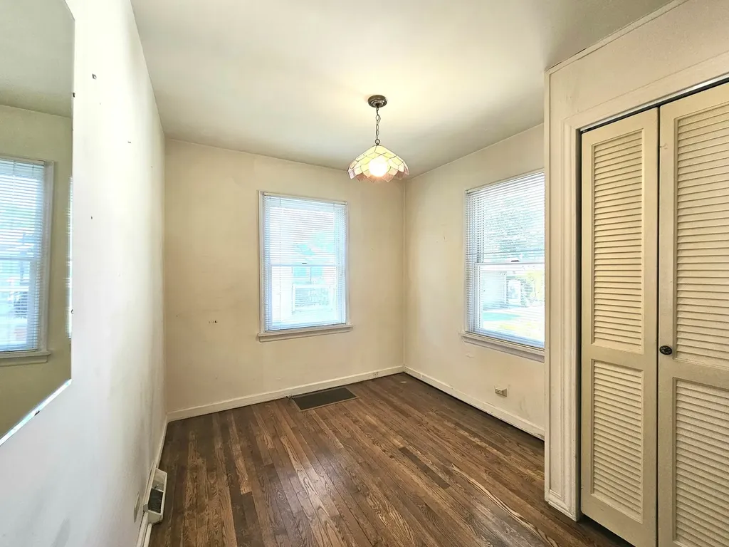 1014 South Summit Avenue Villa Park IL 60181