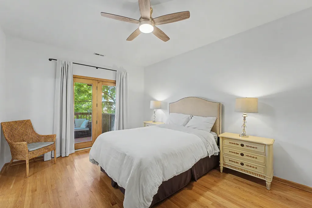 1320 North Cleveland Avenue Chicago IL 60610