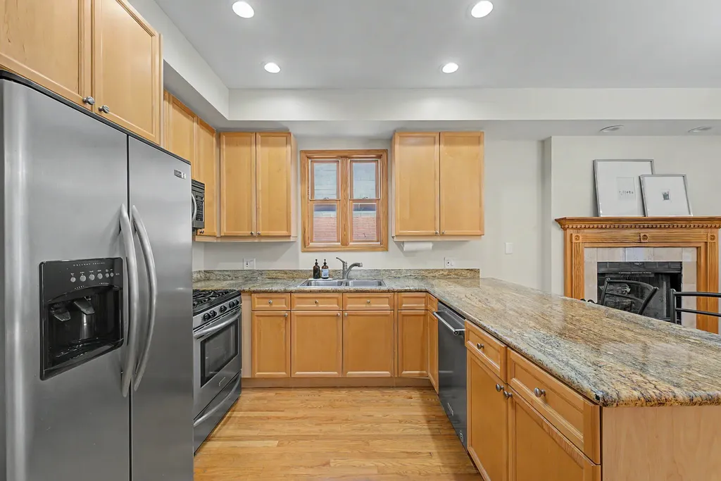 1320 North Cleveland Avenue Chicago IL 60610