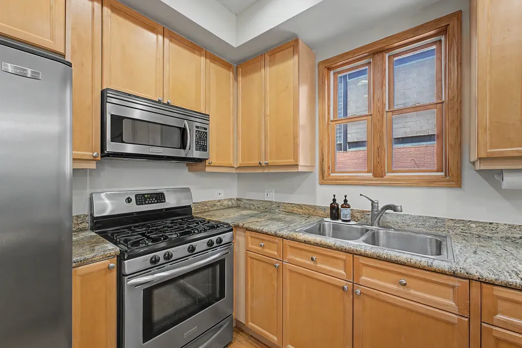 1320 North Cleveland Avenue Chicago IL 60610