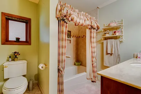 1630 Jamey Court Morris IL 60450