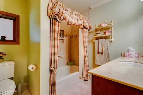 1630 Jamey Court Morris IL 60450
