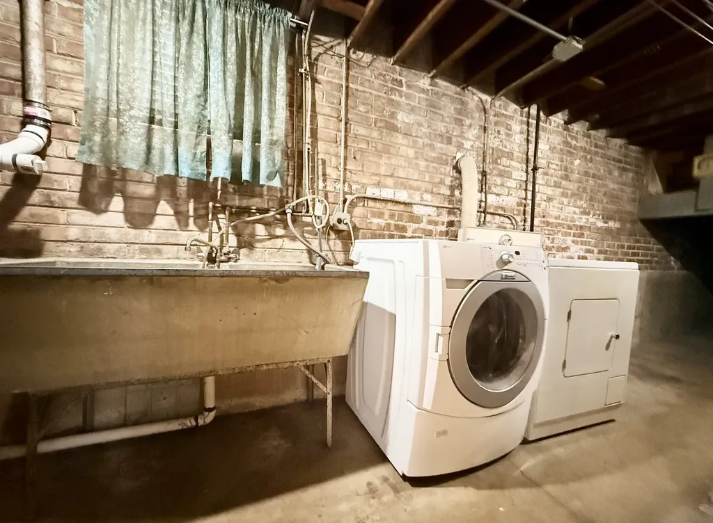 3400 West Shakespeare Avenue Chicago IL 60647