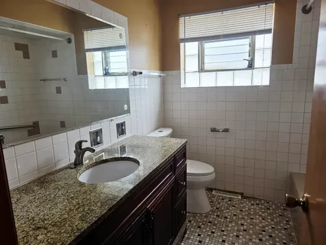 601 Yates Avenue Calumet City IL 60409