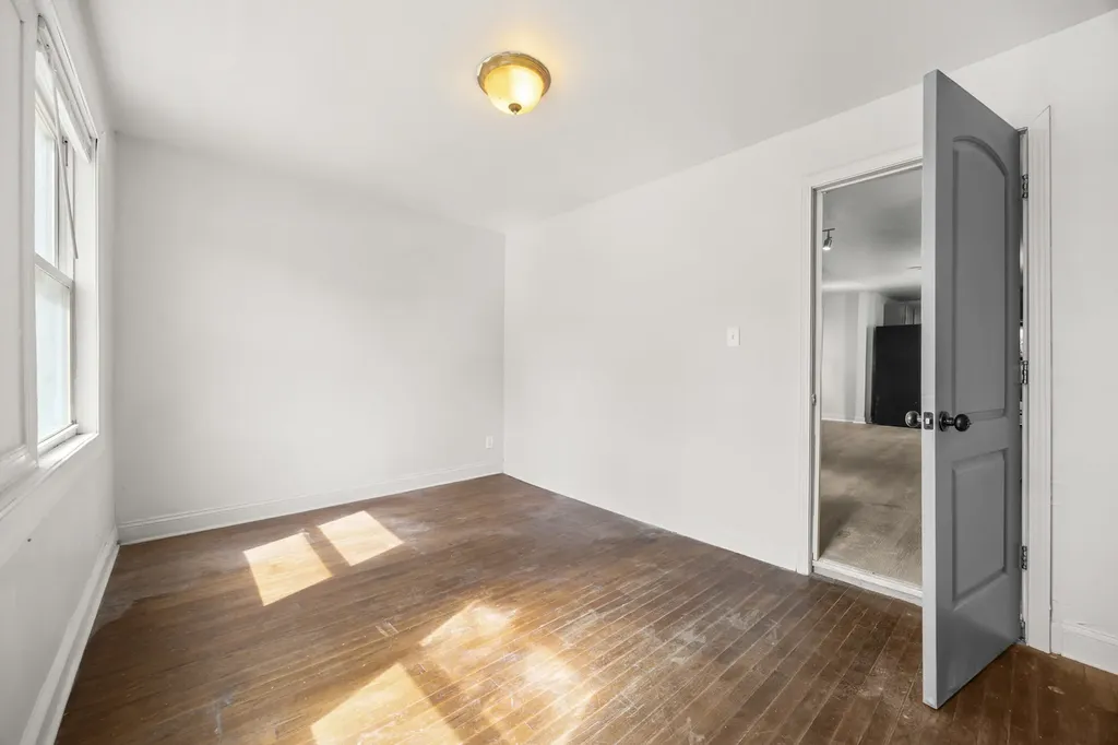 8607 South Morgan Street Chicago IL 60620