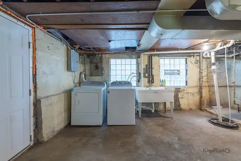 7327 South Carpenter Street Chicago IL 60621
