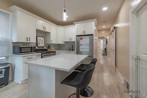 7327 South Carpenter Street Chicago IL 60621