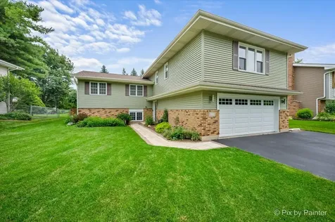 640 Ash Street Algonquin IL 60102