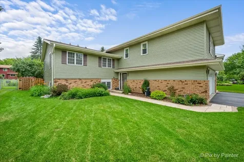 640 Ash Street Algonquin IL 60102
