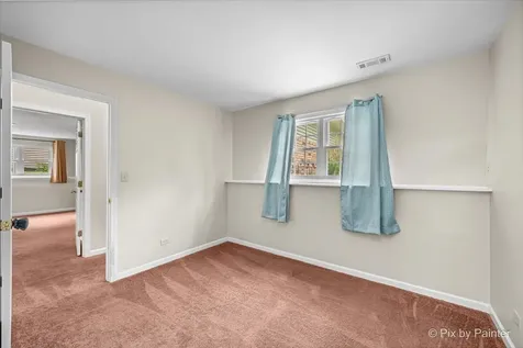 640 Ash Street Algonquin IL 60102