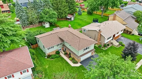 640 Ash Street Algonquin IL 60102