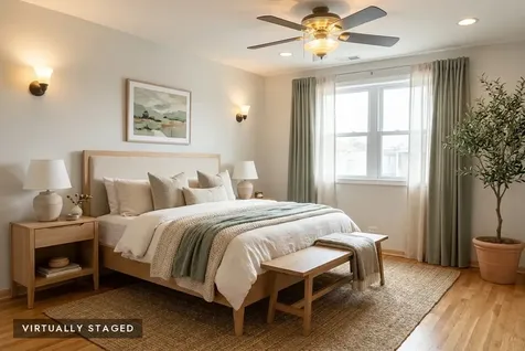 449 West 37th Street Chicago IL 60609