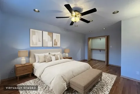 449 West 37th Street Chicago IL 60609