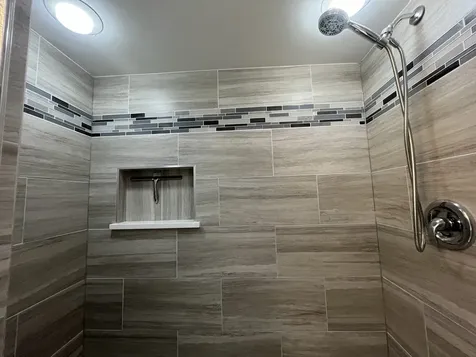 449 West 37th Street Chicago IL 60609