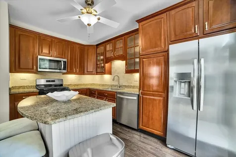 240 Grand Ridge Road St. Charles IL 60175