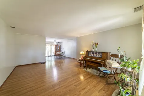7601 Adams Street Darien IL 60561