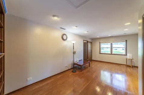7601 Adams Street Darien IL 60561