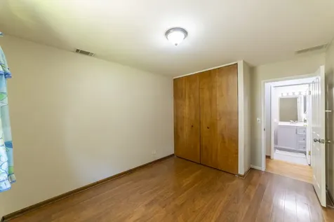 7601 Adams Street Darien IL 60561