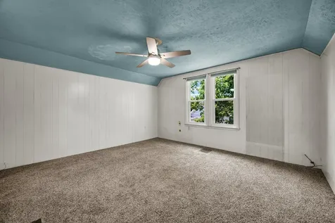 1108 South Clayton Street Bloomington IL 61701