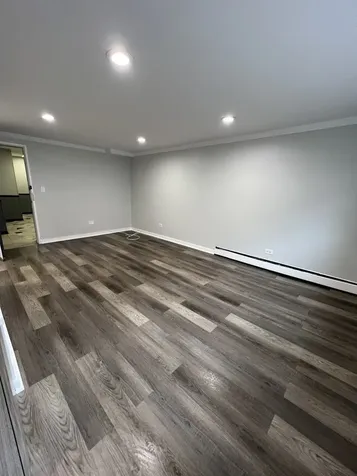 541 West Oakdale Avenue Chicago IL 60657