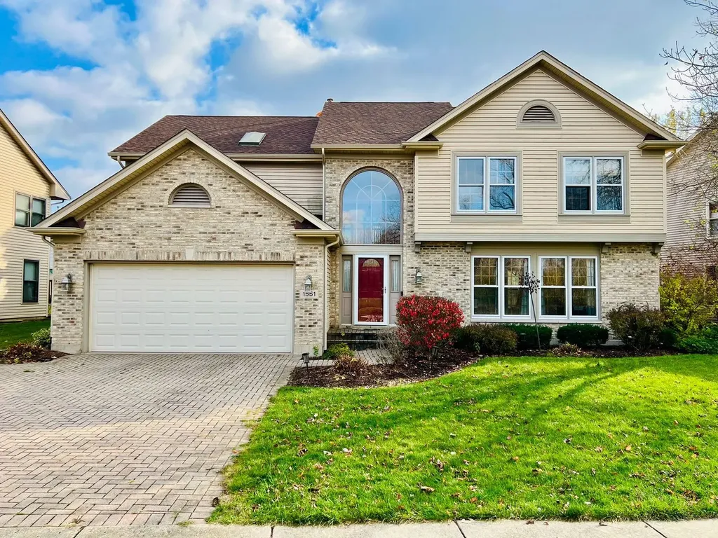 1551 Crowfoot Circle N Hoffman Estates IL 60169