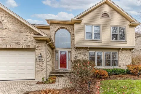 1551 Crowfoot Circle N Hoffman Estates IL 60169