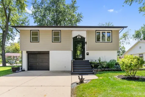 543 Ridge Circle Streamwood IL 60107