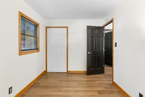 543 Ridge Circle Streamwood IL 60107