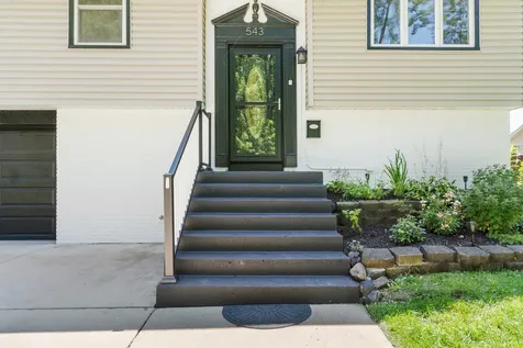 543 Ridge Circle Streamwood IL 60107