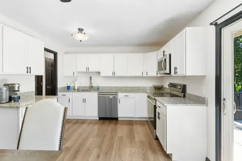 543 Ridge Circle Streamwood IL 60107