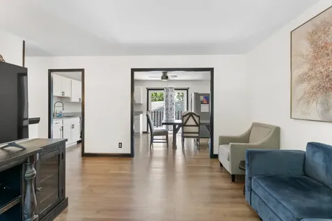 543 Ridge Circle Streamwood IL 60107