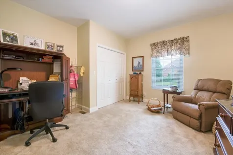 298 Quinlan Avenue Dekalb IL 60115