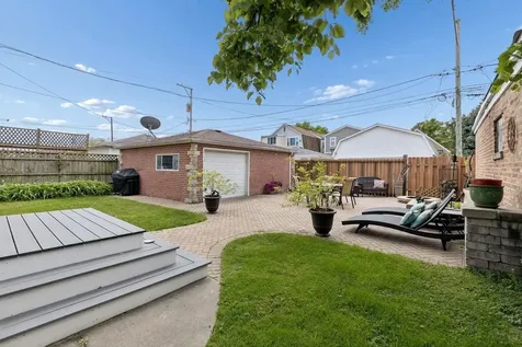 3328 North Plainfield Avenue Chicago IL 60634