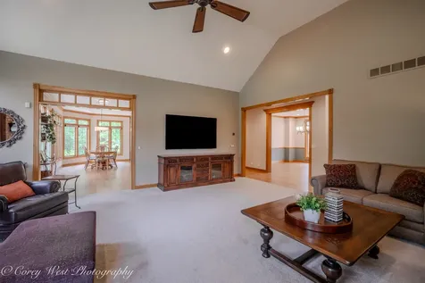 4N843 West Woods Drive St. Charles IL 60175