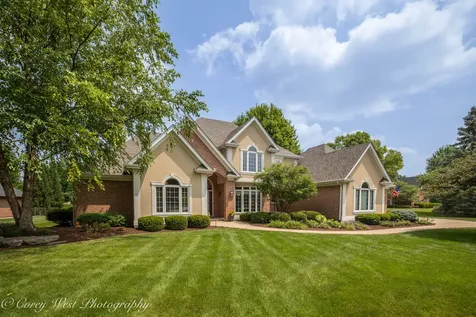 4N843 West Woods Drive St. Charles IL 60175