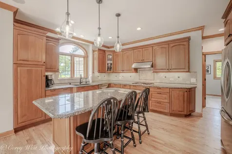 4N843 West Woods Drive St. Charles IL 60175