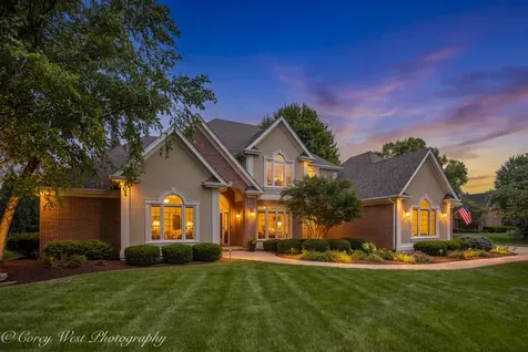 4N843 West Woods Drive St. Charles IL 60175